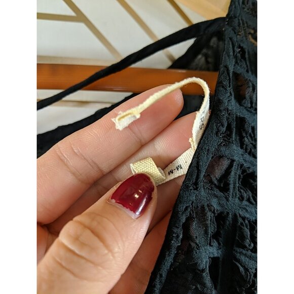 Urban Outfitters Women's Sheer Black Top Blouse Back Tie Flowy Texture Size Med - Picture 6 of 7